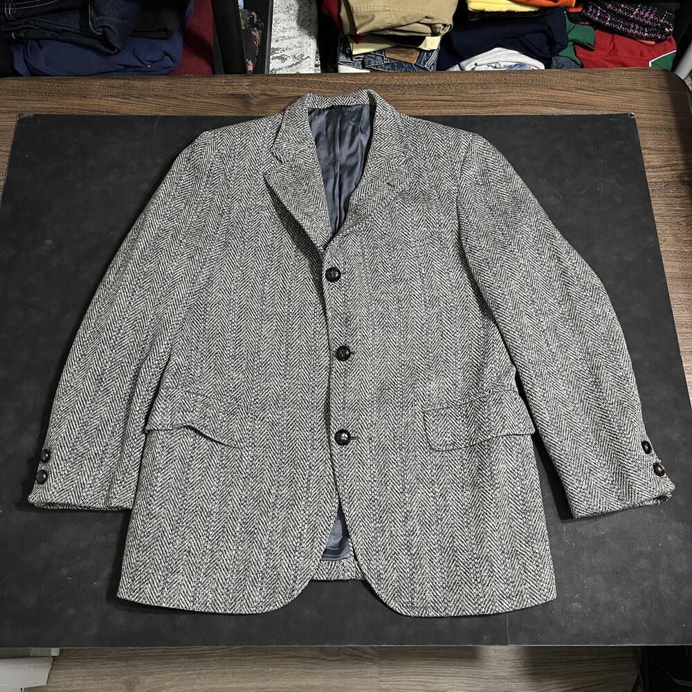 Vintage Harris Tweed Blazer Mens 44 Gray Herringbone Wool Sport Coat Made USA